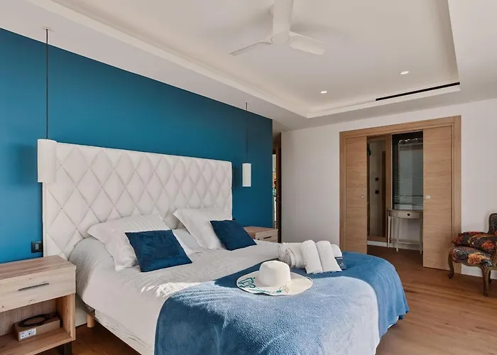 350m2 - Vue - Piscine - Clim - Parking