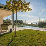 350m2 - Vue - Piscine - Clim - Parking
