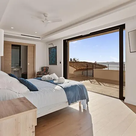 Villa 350m2 - Vue - Piscine - Clim - Parking