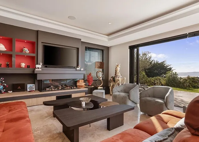 Villa 350m2 - Vue - Piscine - Clim - Parking