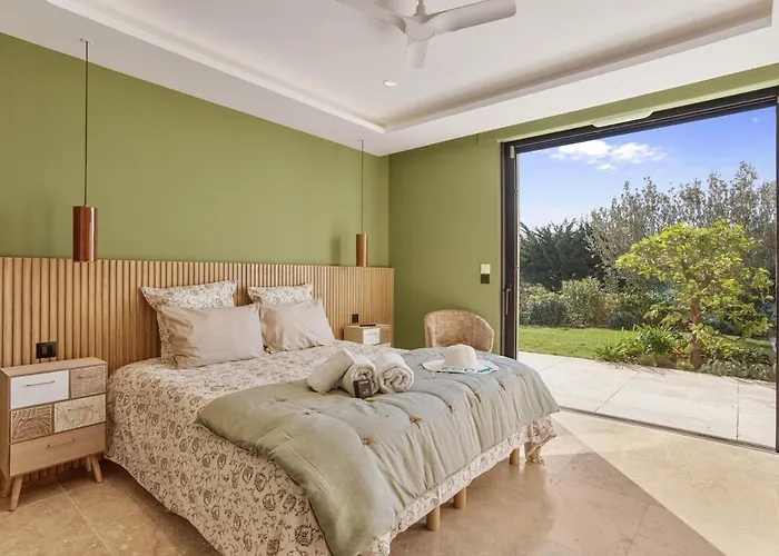 350m2 - Vue - Piscine - Clim - Parking Villa *