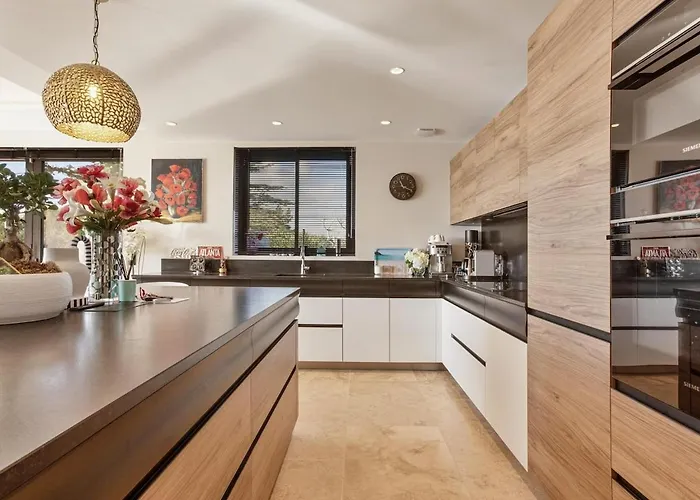 350m2 - Vue - Piscine - Clim - Parking Sainte-Maxime