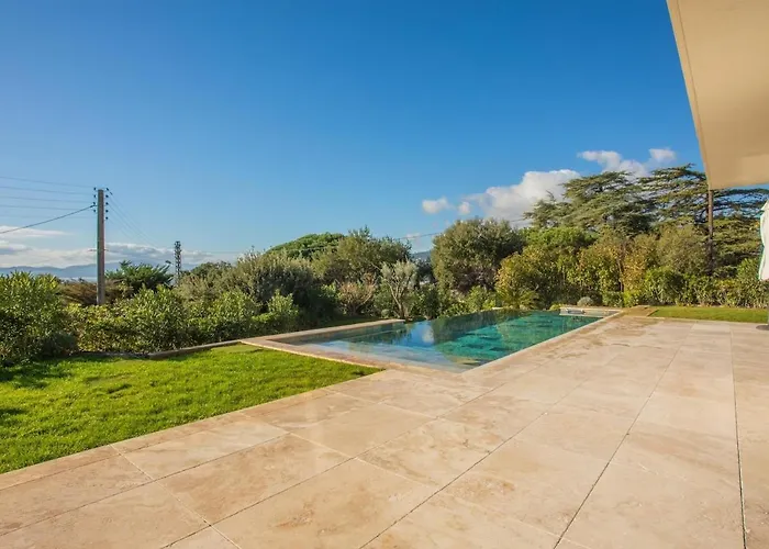 Villa 350m2 - Vue - Piscine - Clim - Parking Sainte-Maxime