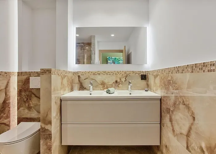 350m2 - Vue - Piscine - Clim - Parking