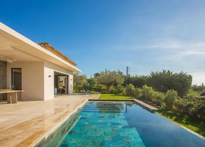 350m2 - Vue - Piscine - Clim - Parking *