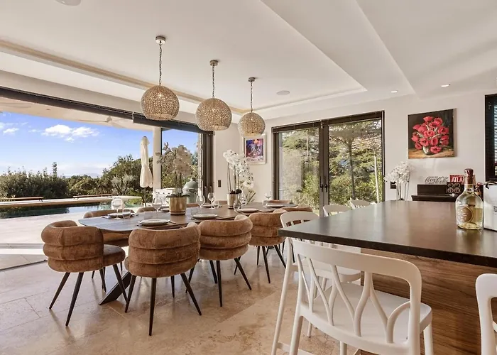 350m2 - Vue - Piscine - Clim - Parking Villa *